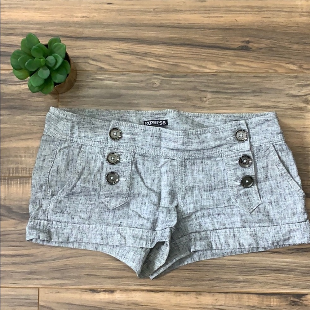 Express Shorts